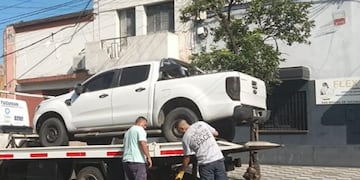 El vehículo había estado abandonado varios días en el macrocentro y su supuesto titular negó tener vínculo alguno con él.
