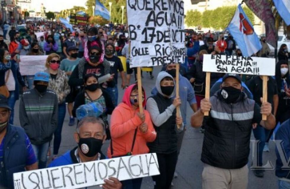 Nueva protesta por falta de agua en Caleta Olivia