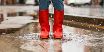 Las lluvias llegaron con creces a la provincia de Córdoba. Foto: Freepik / Aguas Cordobesas