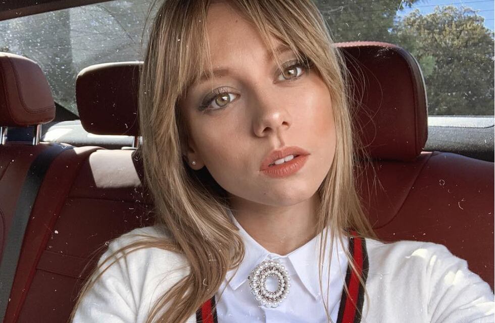 Adiós al rubio: Ester Expósito se animó a un cambio de look total
