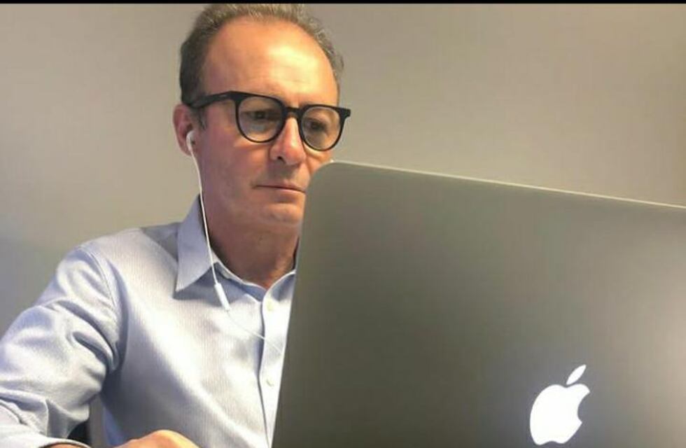 El doctor Héctor Badellino dará una charla sobre tabaquismo y emociones en pandemia