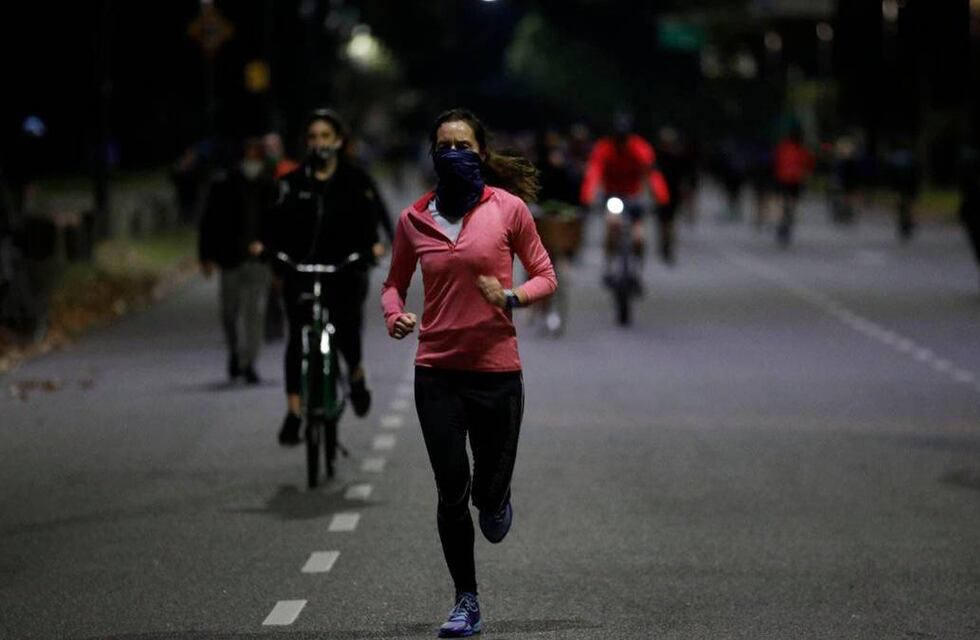 Quedaron prohibidos los entrenamientos en gimnasios, clubes e incluso al aire libre