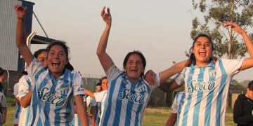 Atlético Tucumán le ganó a San Martín en el cásico femenino.