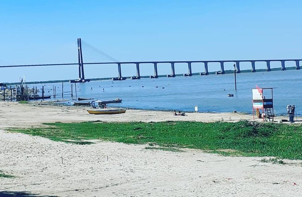 La bajante del Paraná quedó atrás y Rosario perdió 25 metros de playa pública