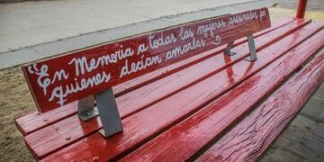 El Banco Rojo 302 se encuentra ubicado en el centro de la ciudad.