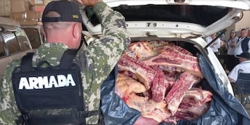 Decomisan seis toneladas de carne faenada trasladada desde Puerto Iguazú hacia Paraguay.