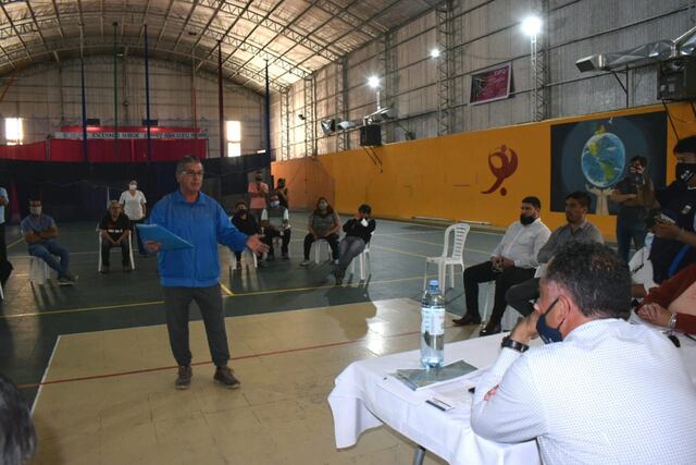 Mesa de diálogo entre vecinos y autoridades