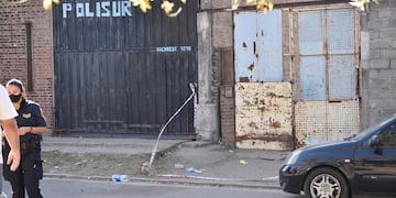 Policía mató a un joven a la salida de una fiesta en la calle Bucarest del barrio Parque de Las Rosas. (Ramiro Pereyra/ La Voz)