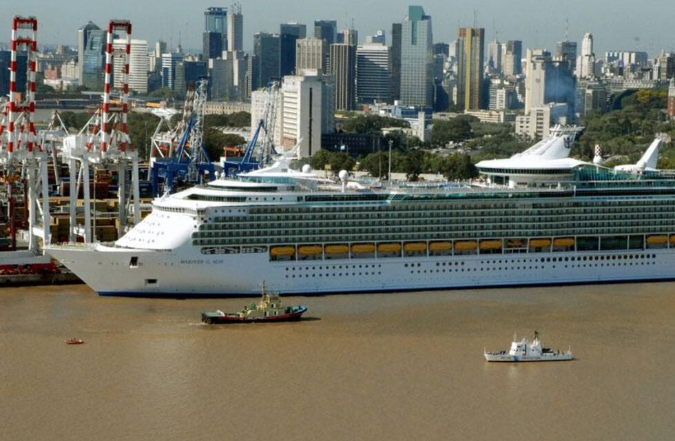 Desde octubre vuelven los cruceros de manera “progresiva y segura”