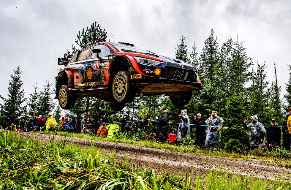 Rally Mundial: Tanak se quedó con el clásico de Finlandia
