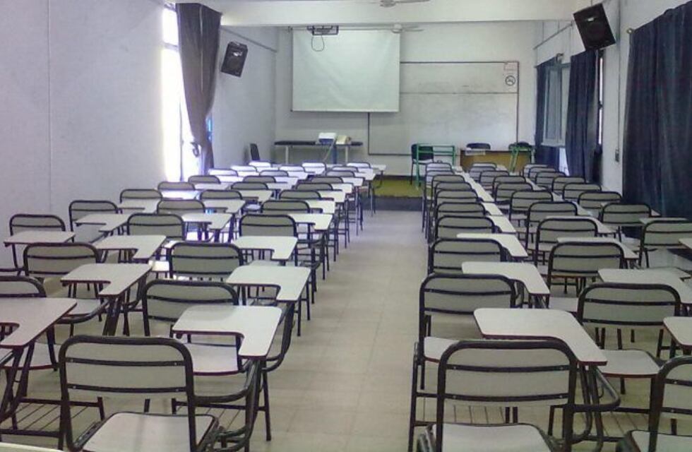 Educación en emergencia: docentes de la UNR paran por 48 horas y denuncian atraso salarial