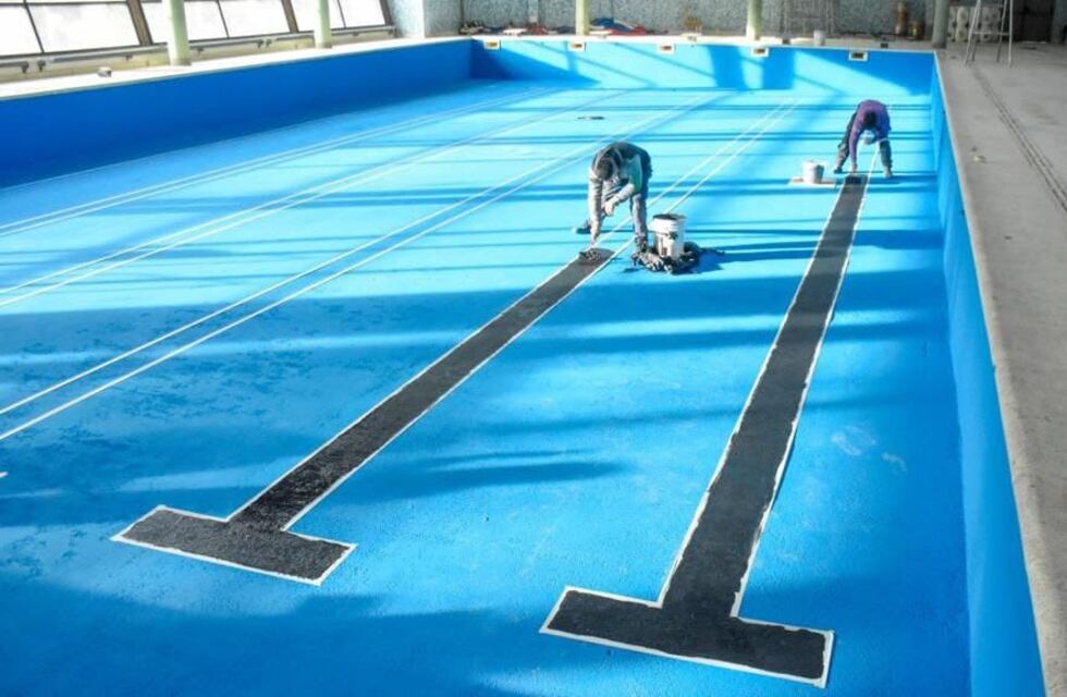 Ushuaia: avanzan los trabajos de remodelación en los natatorios del Polo Deportivo