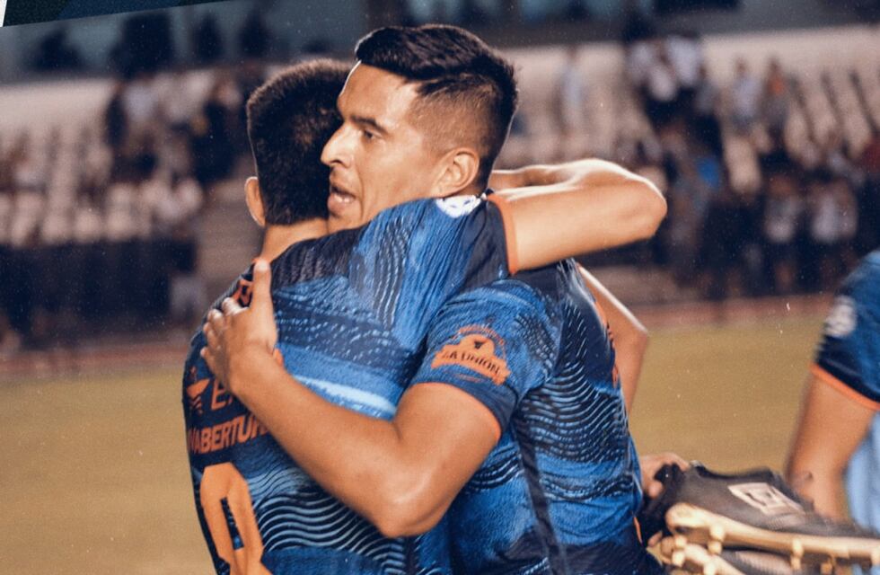 El delantero de Instituto que es goleador en el ascenso, está a préstamo y su meta es volver