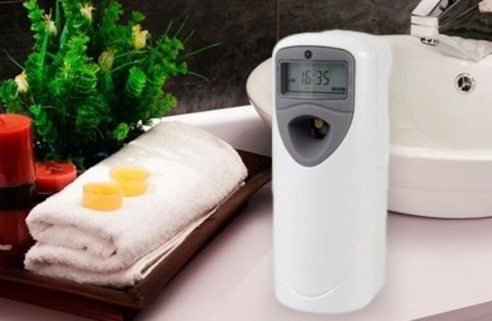 Le vendió un aromatizador a una joven de Corrientes: en lugar de tirar perfume, la grababa mientras se bañaba