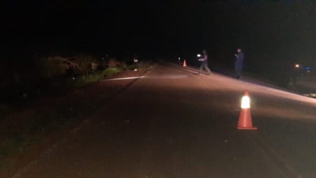 Accidente fatal en Comandante Andresito: un motociclista fallecido y un menor herido.