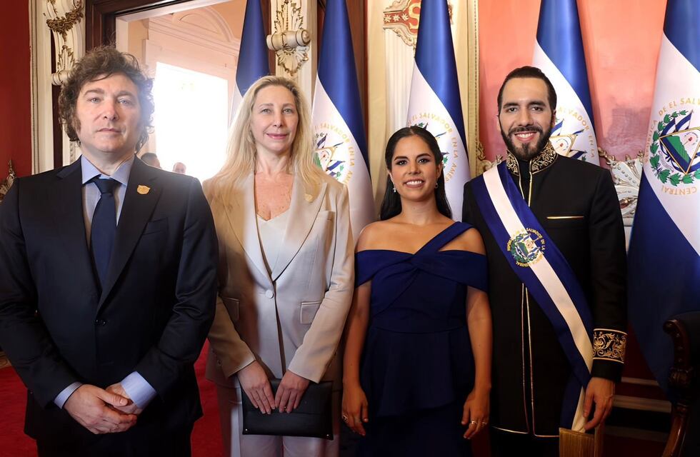 Milei participó en la asunción presidencial de Nayik Bukele en El Salvador