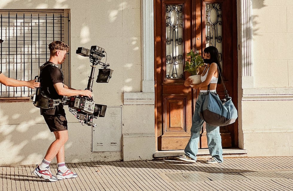 Las fotos de María Becerra grabando el videoclip de la canción que estrenará el 22/2/22