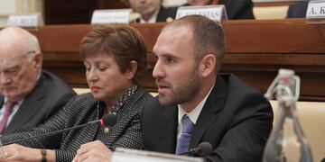 Georgieva, junto a Guzmán (Archivo).