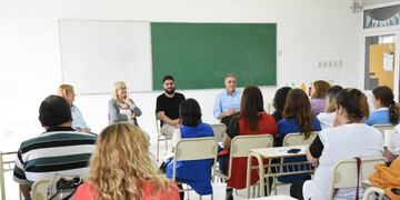 Se distribuyeron más de 13 millones de pesos en escuelas rafaelinas