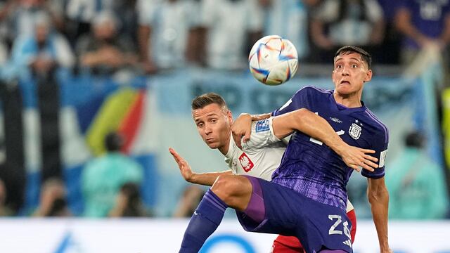 El cordobés Nahuel Molina recuperó la titularidad en la selección frente a Polonia.(AP)