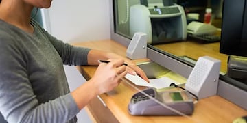 Empleados bancarios en Argentina.