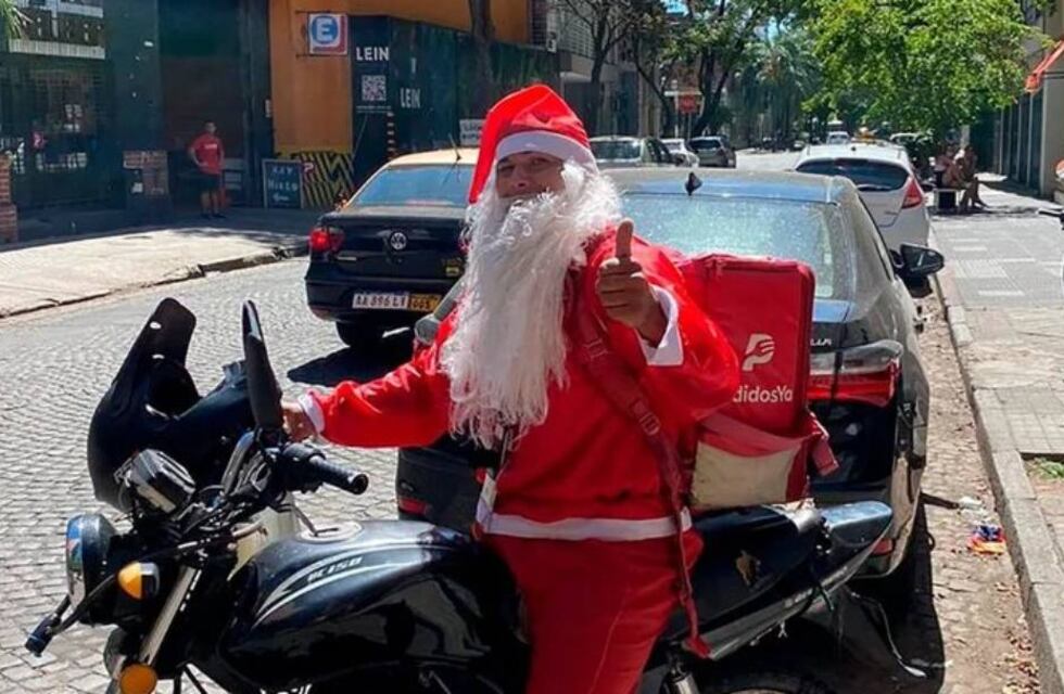 Trabajaba como Papá Noel y capturó a presunto ladrón en el centro de Rosario