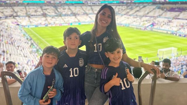 Antonela Roccuzzo y sus hijos festejaron el triunfo argentino en Qatar.