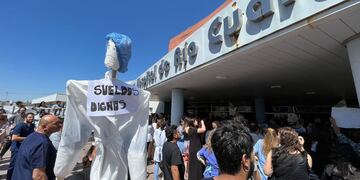 El hospital San Antonio de Padua es uno de los centros del reclamo.