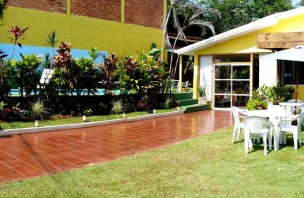 Hotel de Puerto Iguazú cerró sus puertas ante la crisis del sector turístico por la pandemia