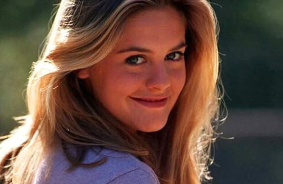 Cumple años Alicia Silverstone: aguantá la respiración y mirá cómo se ve a sus 47 años