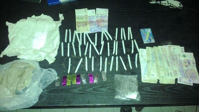 La droga que llevaban los dealer detenidos en Las Heras.