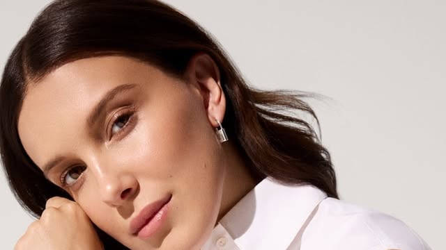 La famosa dejó sin palabras a sus seguidores con un nuevo look.