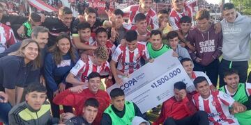 9 de Julio se quedó con el superclásico ante Atlético y pasó a la final de la Copa Santa Fe