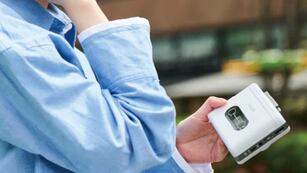 El moderno "walkman" que lanzó Maxell.