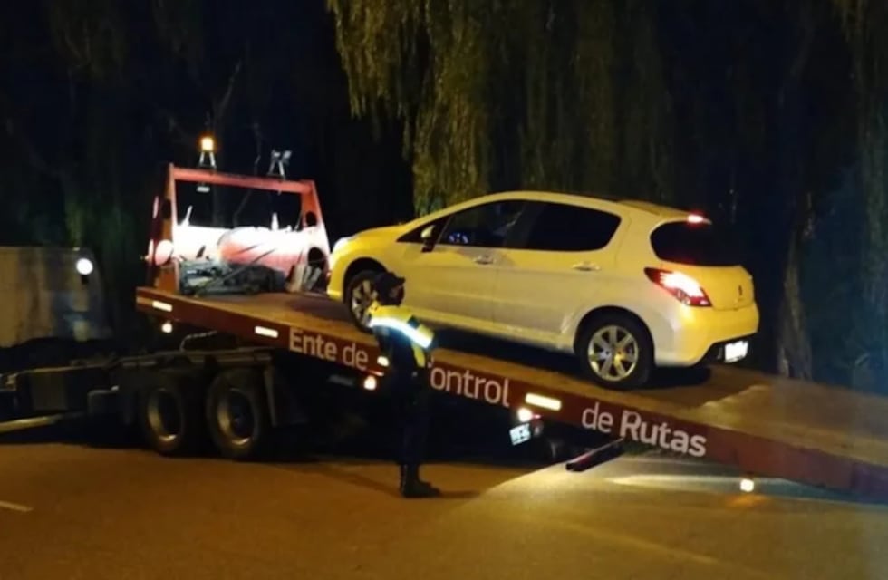 Secretario de un juzgado sorprendido con LSD, marihuana y alcoholizado