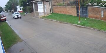 Debe pagar una multa de 20 mil pesos porque una persona orinó su muro. (Foto ilustrativa)