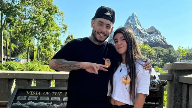 La hija de Ulises Bueno, Alma, subió un posteo cantando y desató la euforia de los fanáticos.