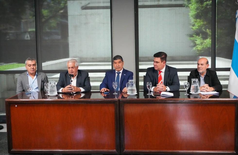 Acevedo: La política es esencial para nuestras instituciones