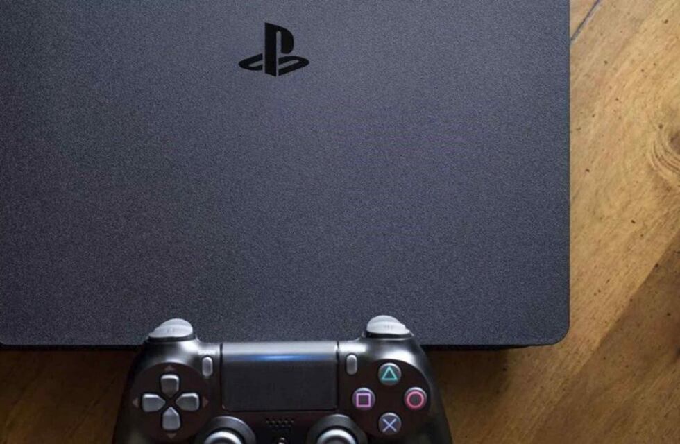 Mandó a arreglar la Play y lo que encontraron dentro sorprendió a los técnicos más experimentados