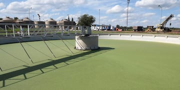 La planta de Bajo Grande vierte millones de litros claoacales sin tratamiento, al río Suquía.