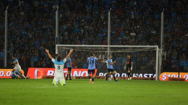 Belgrano vs Racing en Alberdi (Javier Ferreyra / La Voz)