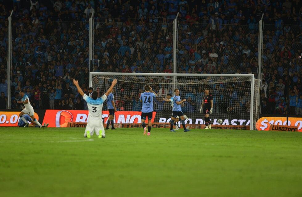 Belgrano fue goleado por Racing en Alberdi en su última participación en la Copa de la Liga Profesional