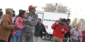 El dolor de la familia del joven fallecido en el accidente.