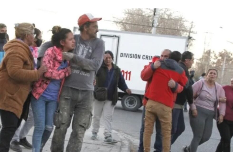 Iba camino a reencontrarse con sus hijos y murió aplastado por un colectivo