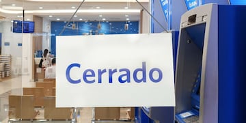 Cierra una sucursal en Argentina.