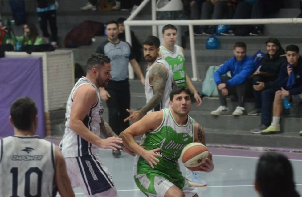 Básquet: Altense perdió y el quinto partido se juega en Punta Alta