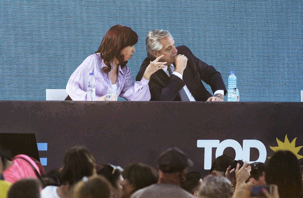 Alberto Fernández declaró en una causa contra Cristina Kirchner: “Se están discutiendo decisiones políticas no judiciables”