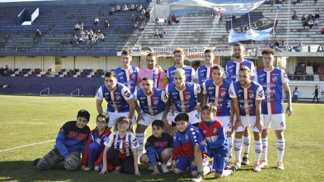 Rosario no pasó del empate anta Sansinena.
