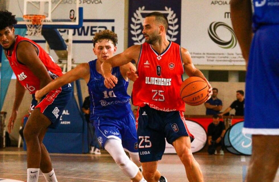 Pablo Bertone anotó 22 puntos en unos de los amistosos con el Oliveirense de Portugal