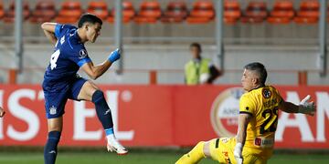 Talleres visitó a Cobresal de Chile por la tercera fecha del Grupo B de la Copa Libertadores. Y el cordobés Leandro Requena fue figura (Prensa Conmebol).